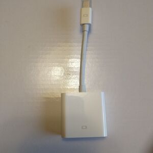 White Mini DisplayPort to HDMI Adapter